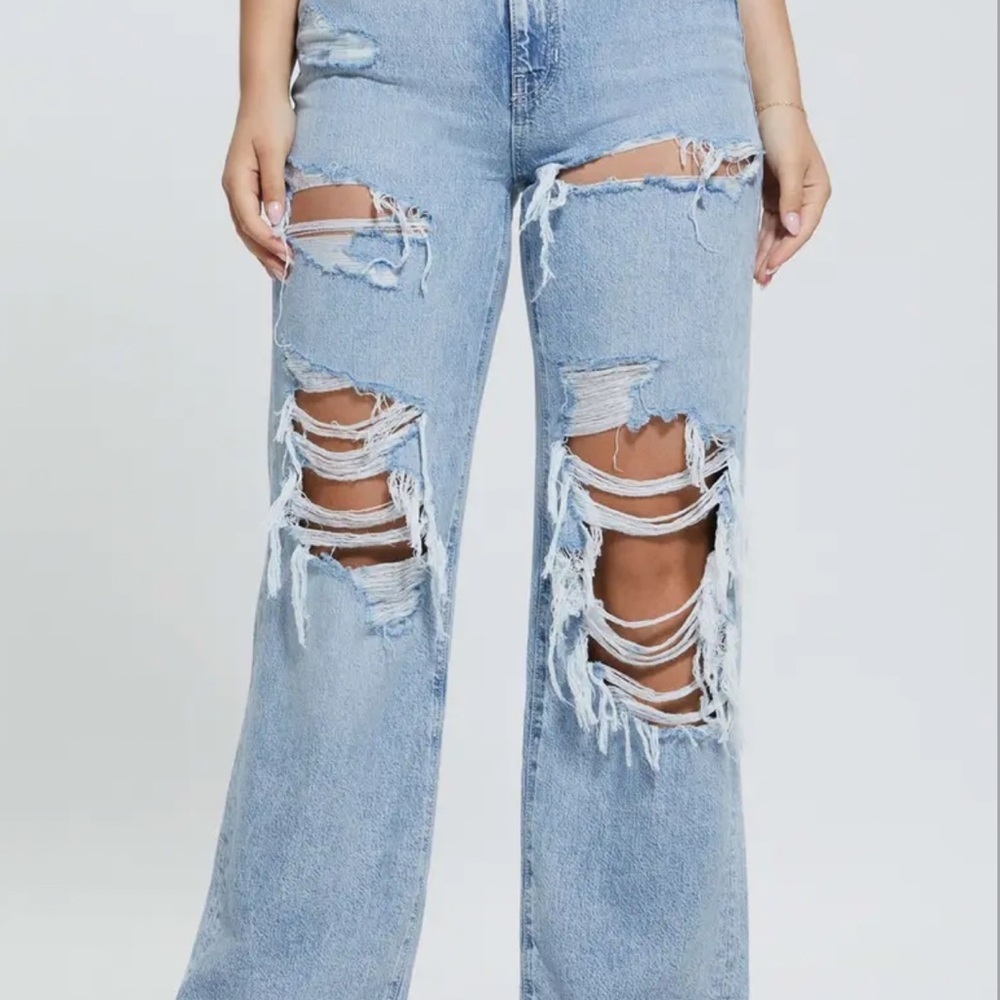 Guess 90s high rise distressed jeans